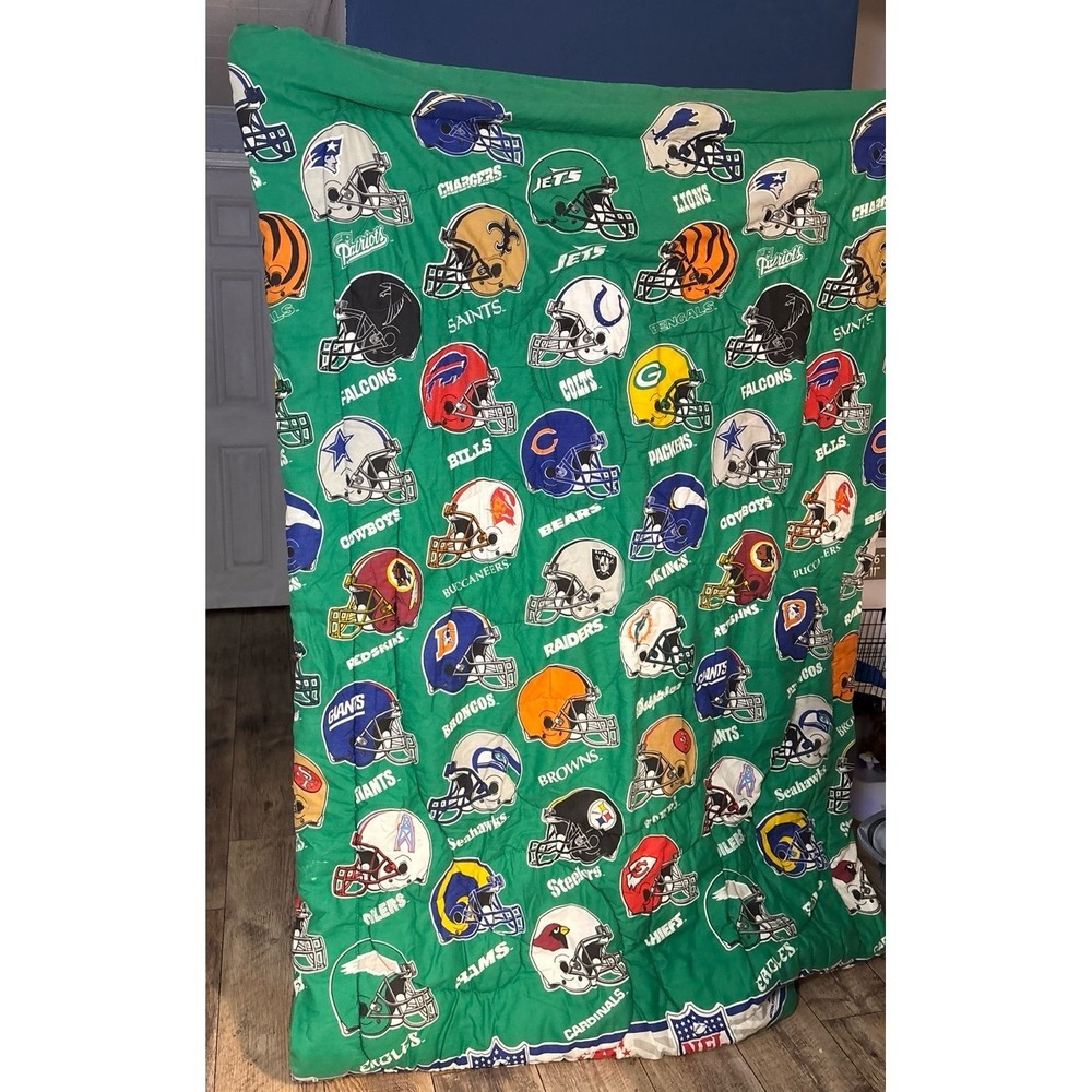 Vintage 1993 NFL Football Comforter